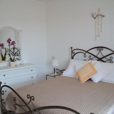 Appartement Casa Delle Conchiglie à Pula Extérieur photo